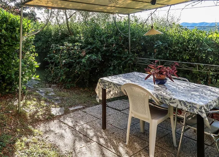 Appartamento Casina - Vde211 By Interhome